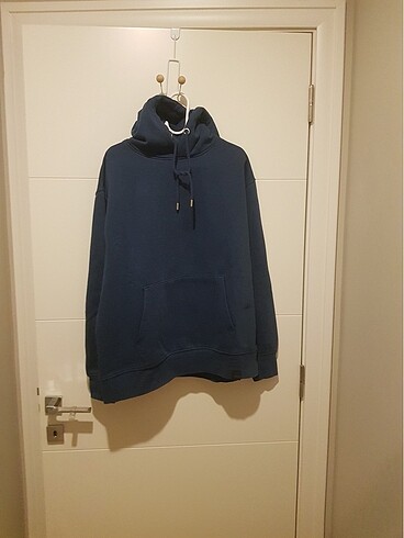 Sweatshirt Pull and bear lacivert