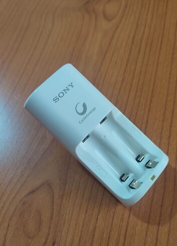 Sony Kalem Pill Şarj Cihazı