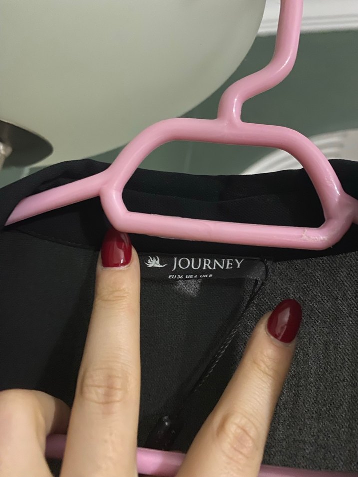 Düğmeli Siyah Gömlek, Uzun Kollu, Ofis Stili - Görsel 4