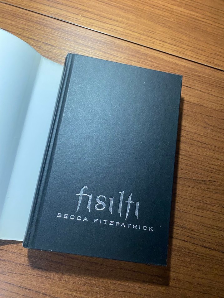 Fısıltı - Becca Fitzpatrick - Görsel 2