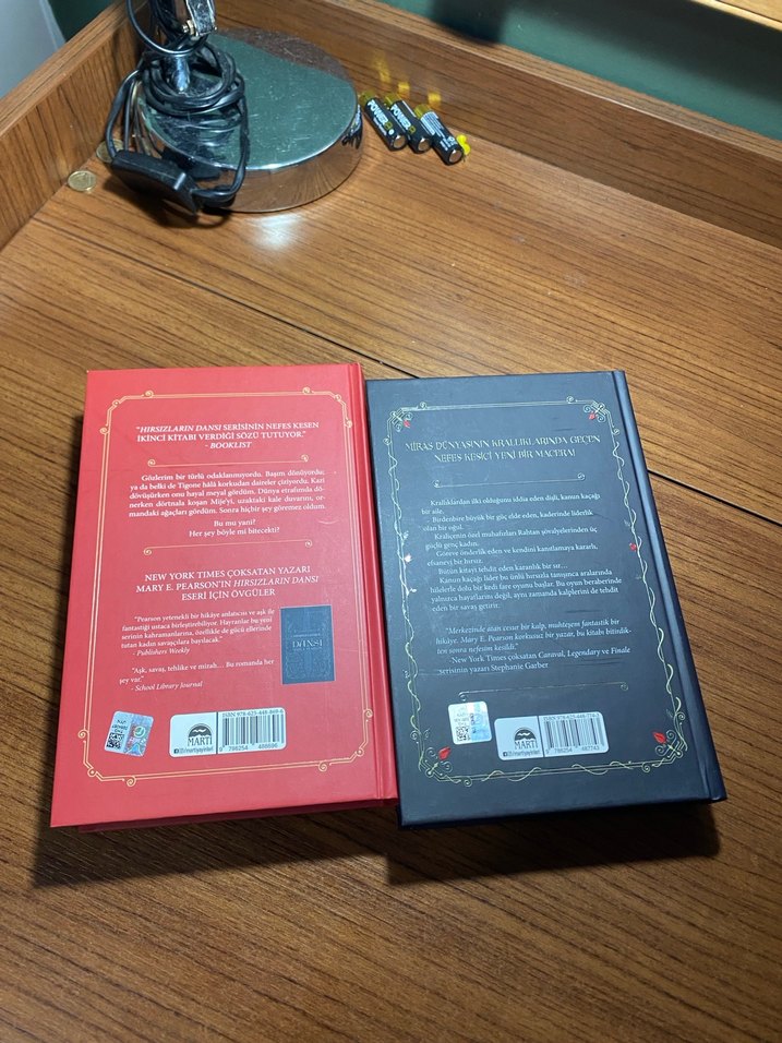 Hırsızların Yemini & Dansı - Mary E. Pearson - Görsel 3