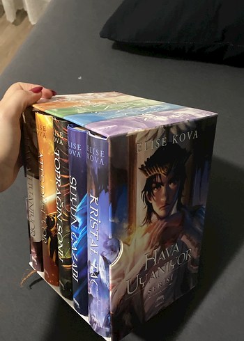 Elise Kova 5 KitaplıkJava Uyanıyor Fantastik Roman Seti - Görsel 2