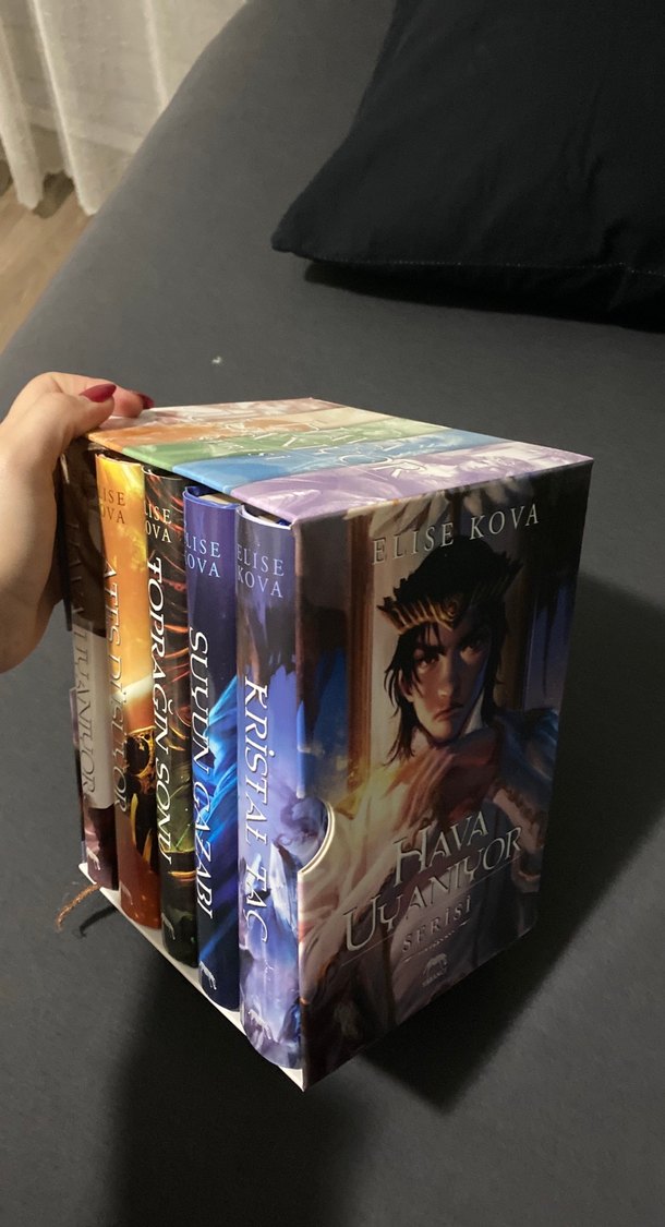 Elise Kova 5 KitaplıkJava Uyanıyor Fantastik Roman Seti - Görsel 2