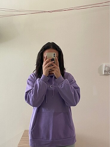 Sırt Baskılı Kapüşonlu Sweatshirt