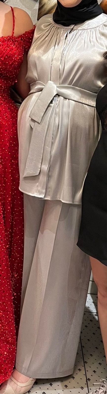 Gri Saten Midi Hamile Bluzu, Drapeli, Halter Yaka - Görsel 2