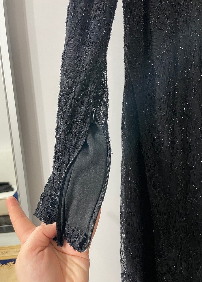 Işıltılı dantel elbise - Görsel 2