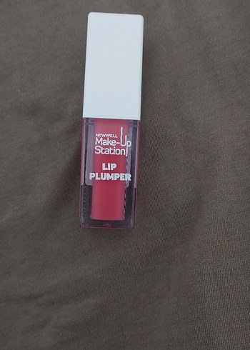 New Well Dudak Dolgunlaştırıcı lip plumper