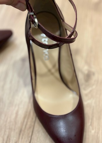 Bordo Deri Tokalı Stiletto Topuklu Kadın Ayakkabı - Görsel 6