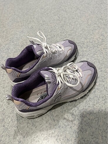 38,5 Beden Orjinal Skechers D lite