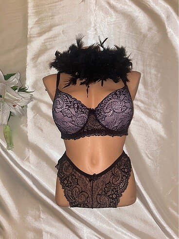 Victoria s Secret Dantelli çamaşır takımı