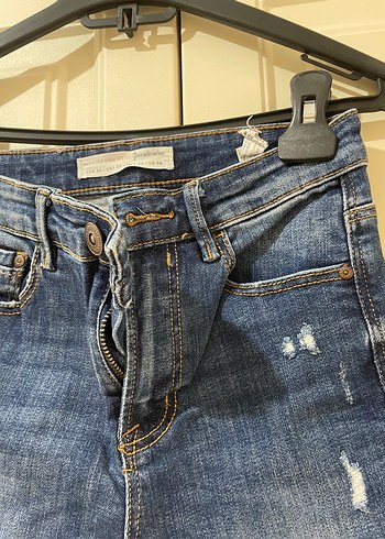 34 Beden Stradivarius jean