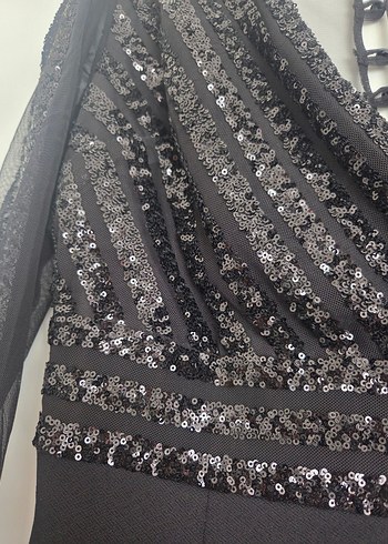 Payetli V Yaka Uzun Kollu Siyah Tulum - Görsel 4