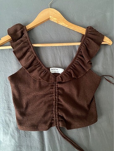 Bershka crop