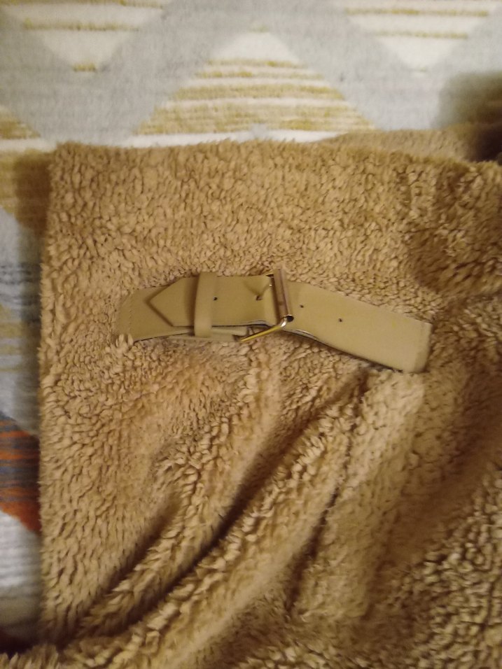 Bej Peluş Detaylı Hamile Kaban - Görsel 4