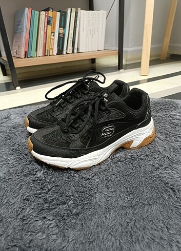 38 Beden Skechers Stamina 38 numara 