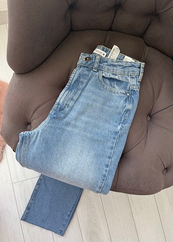 40 Beden mavi Renk Zara jean