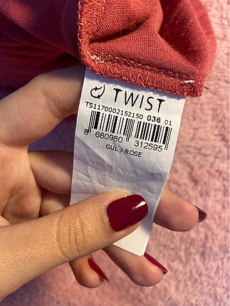 s Beden TWİST ASKILI ELBİSE