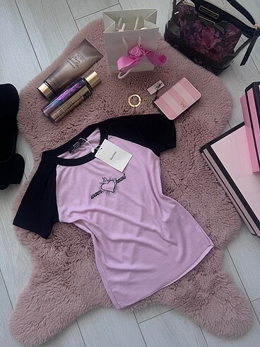 Bershka kısa kollu Tshirt