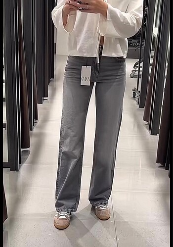 Zara TRF WIDE LEG JEAN