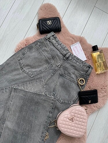 34 Beden gri Renk ZARA TRF HIGH-RISE WIDE LEG JEAN