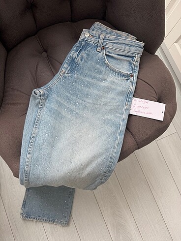34 Beden mavi Renk ZARA TAŞLI TRF HIGH-RISE WIDE LEG JEAN