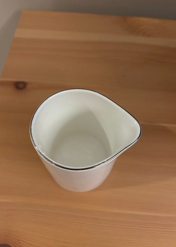 Beyaz Seramik Sütlük - Görsel 2