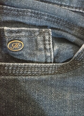 Mavi jeans Co.