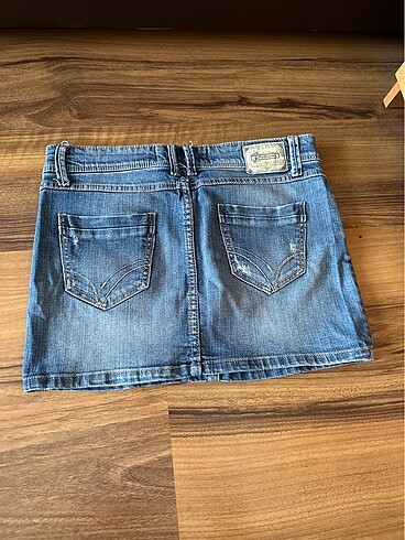 40 Beden Stradivarius Kısa Etek