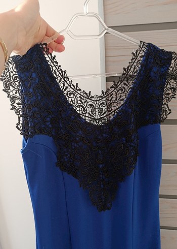 Uzun Lacivert V Yaka Dantelli Kadın Abiye Elbise - Görsel 3