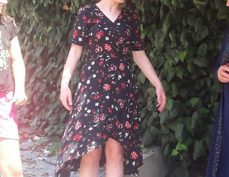 Bohem Çiçekli Siyah Midi Elbise - Görsel 3