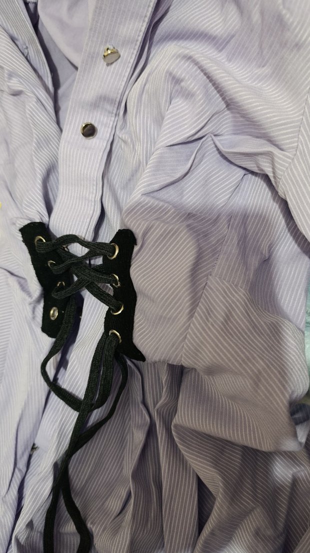 Bel Detaylı Gömlek - Görsel 3