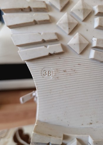 38 Beden kadın bağcıklı yanları fermuarlı bot