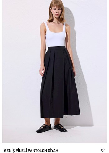 ETİKETLİ MANUKA GENİŞ PİLELİ PANTOLON SİYAH - Görsel 2