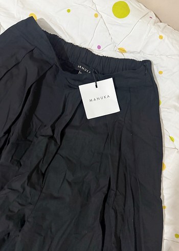 ETİKETLİ MANUKA GENİŞ PİLELİ PANTOLON SİYAH - Görsel 6
