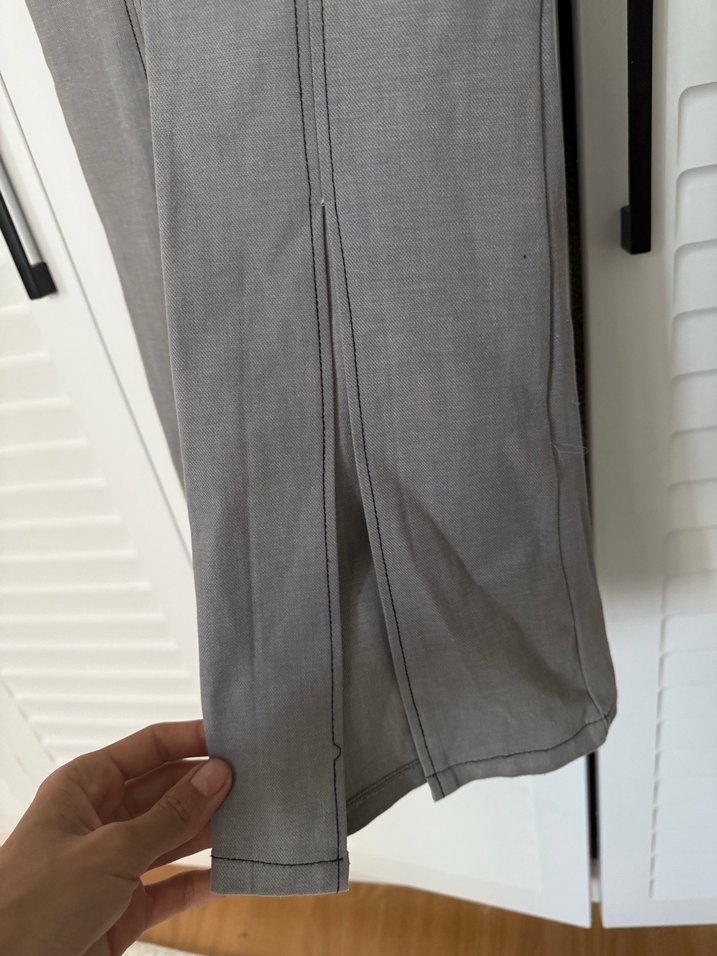 Gri Kemerli Kadın Pantolon - Görsel 2