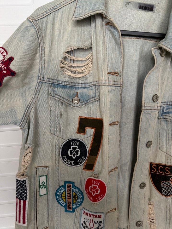 Armalı Yırtık Detaylı Unisex Denim Ceket - Görsel 2