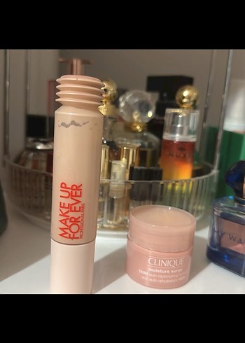 Make Up For Ever Skin Tint 02