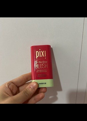 Diğer Pixi Ruby Allık
