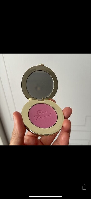 Beden Too Faced Allık