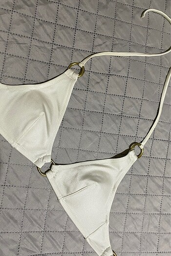 Bikini üstü