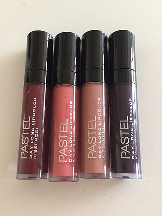 Pastel Pastel daylong lipsticks
