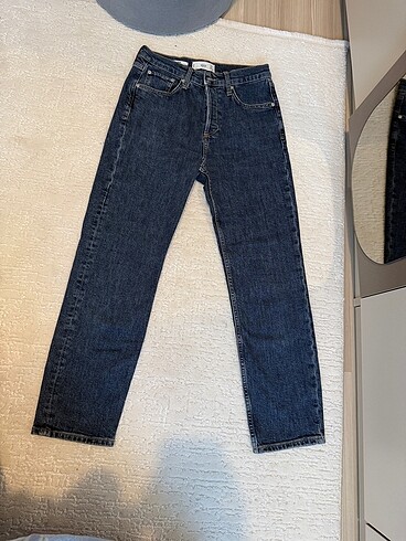Mango jean