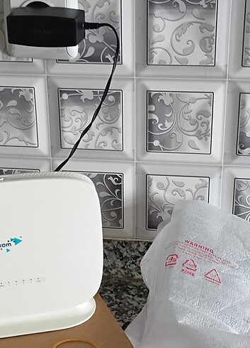 Diğer Modem VDSL sıfır gibi temiz kutulu