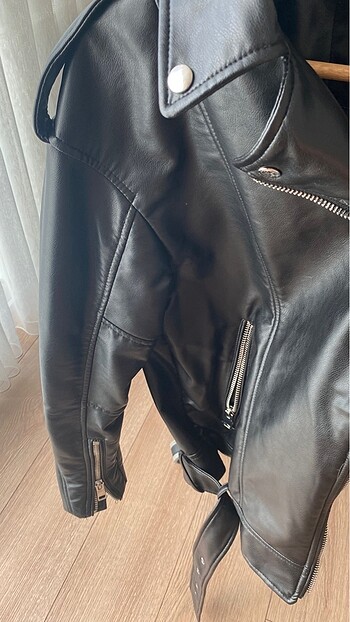 xs Beden siyah Renk Zara Biker Deri Ceket