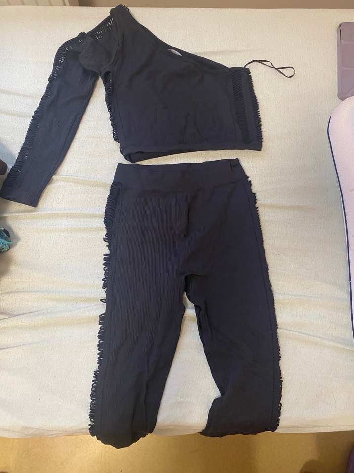 Siyah Drapeli Straplez Üst ve Tayt Takım - Görsel 4