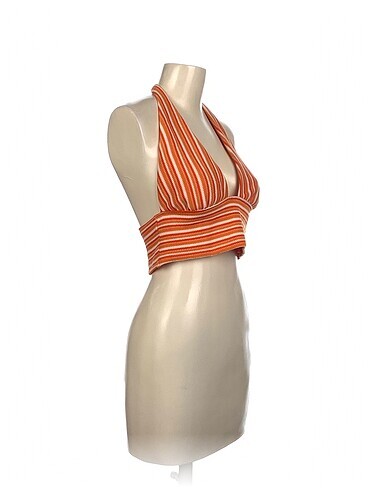 H&M H&M Bluz %70 İndirimli.
