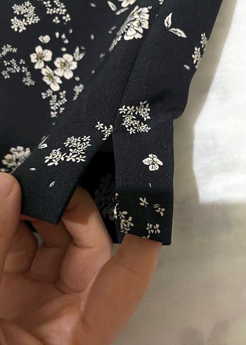 Siyah Çiçek Desenli Rahat Kesim Kadın Pantolon - Görsel 3