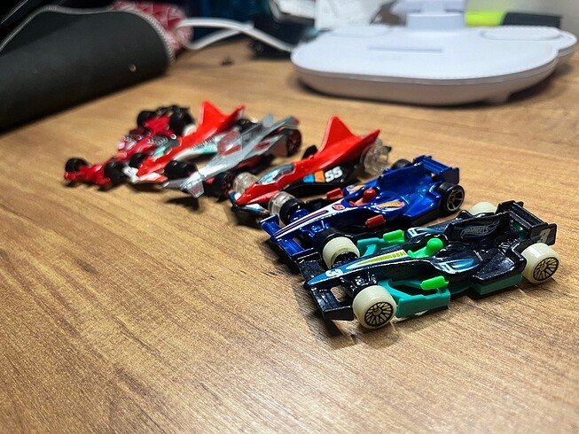  Hot wheels yarış arabaları