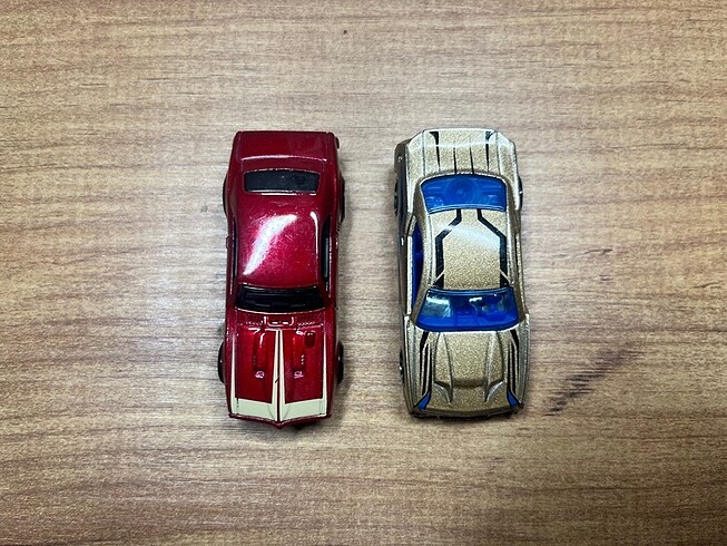  Beden Hot wheels
