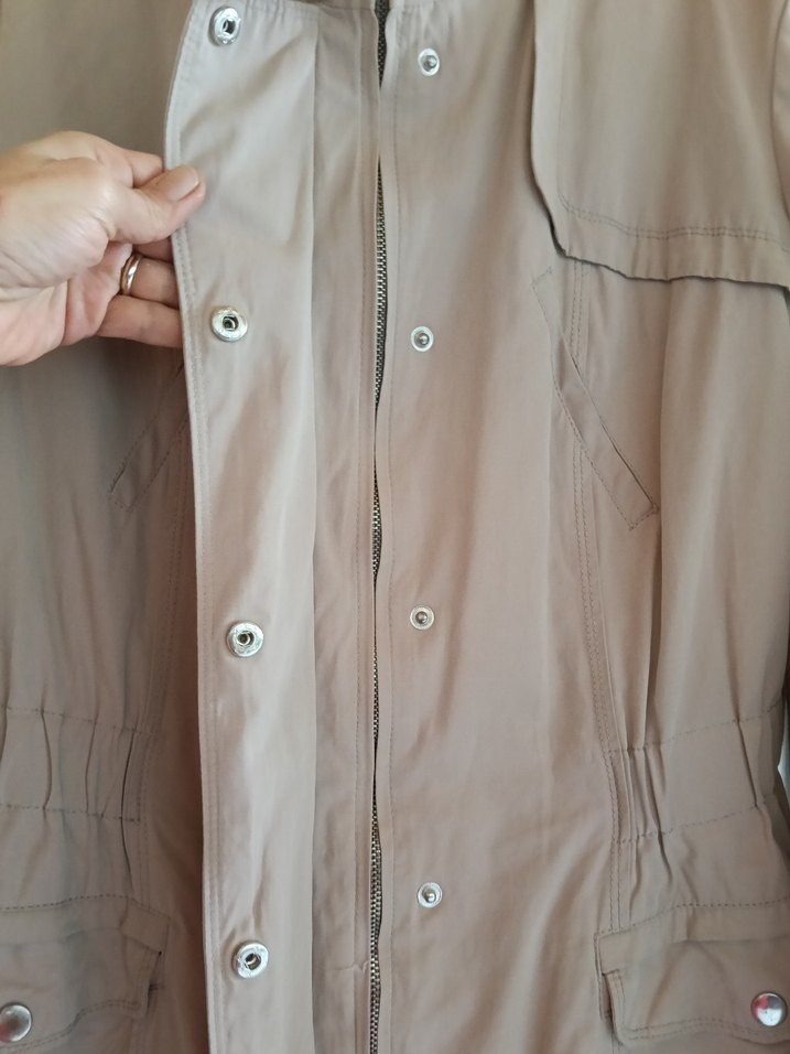 Bej Midi Kadın Yağmurluk, Düğmeli, Rahat Kesim - Görsel 3